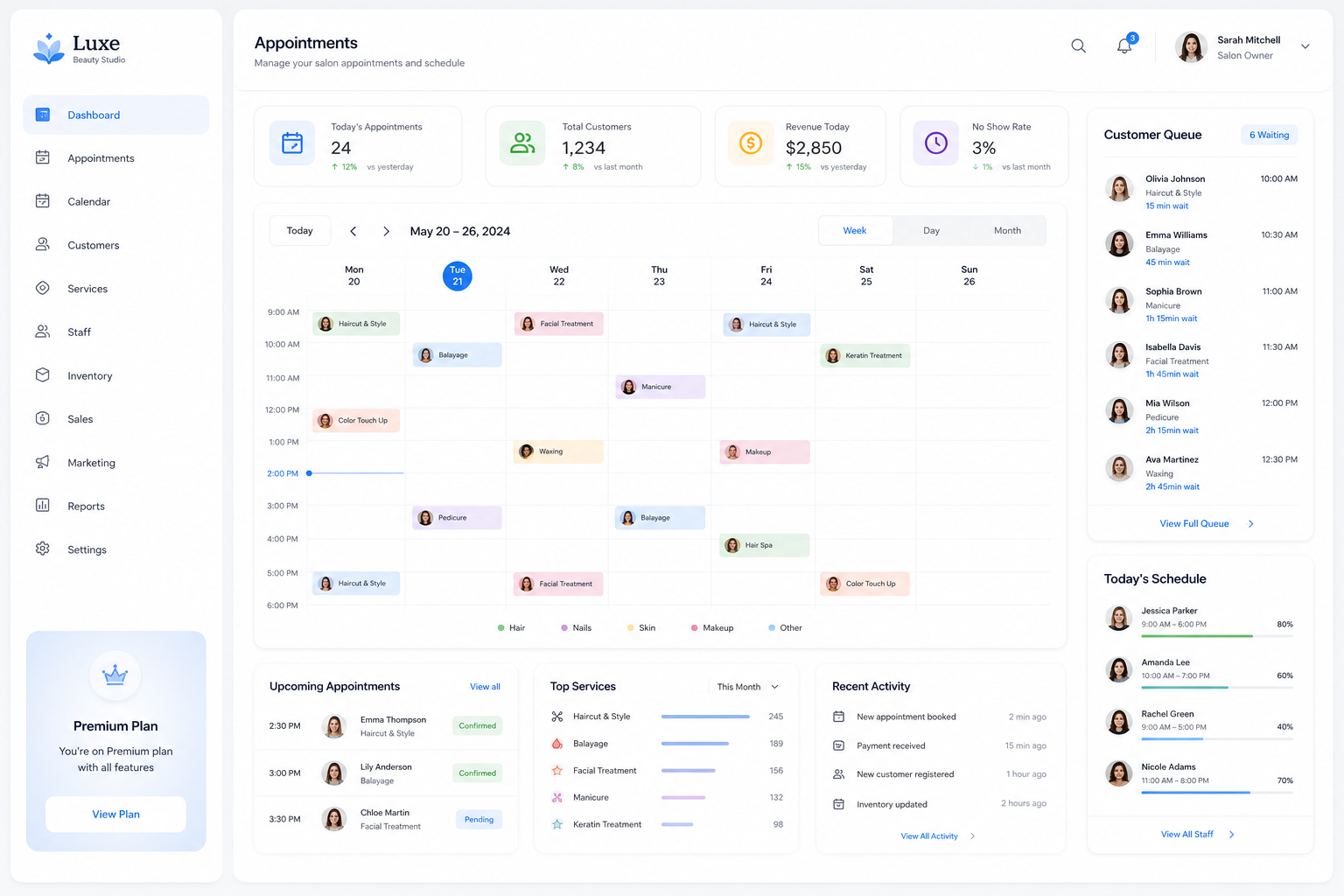 หน้าจอระบบจองคิวและ CRM สำหรับร้านเสริมสวย